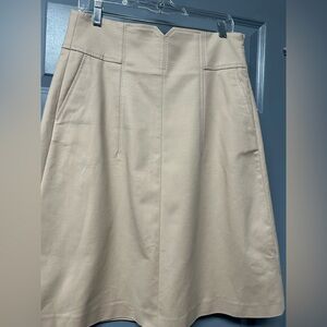 Dorothee Schumacher tan cotton blend skirt with top stitching detail. Size 4 (L)
